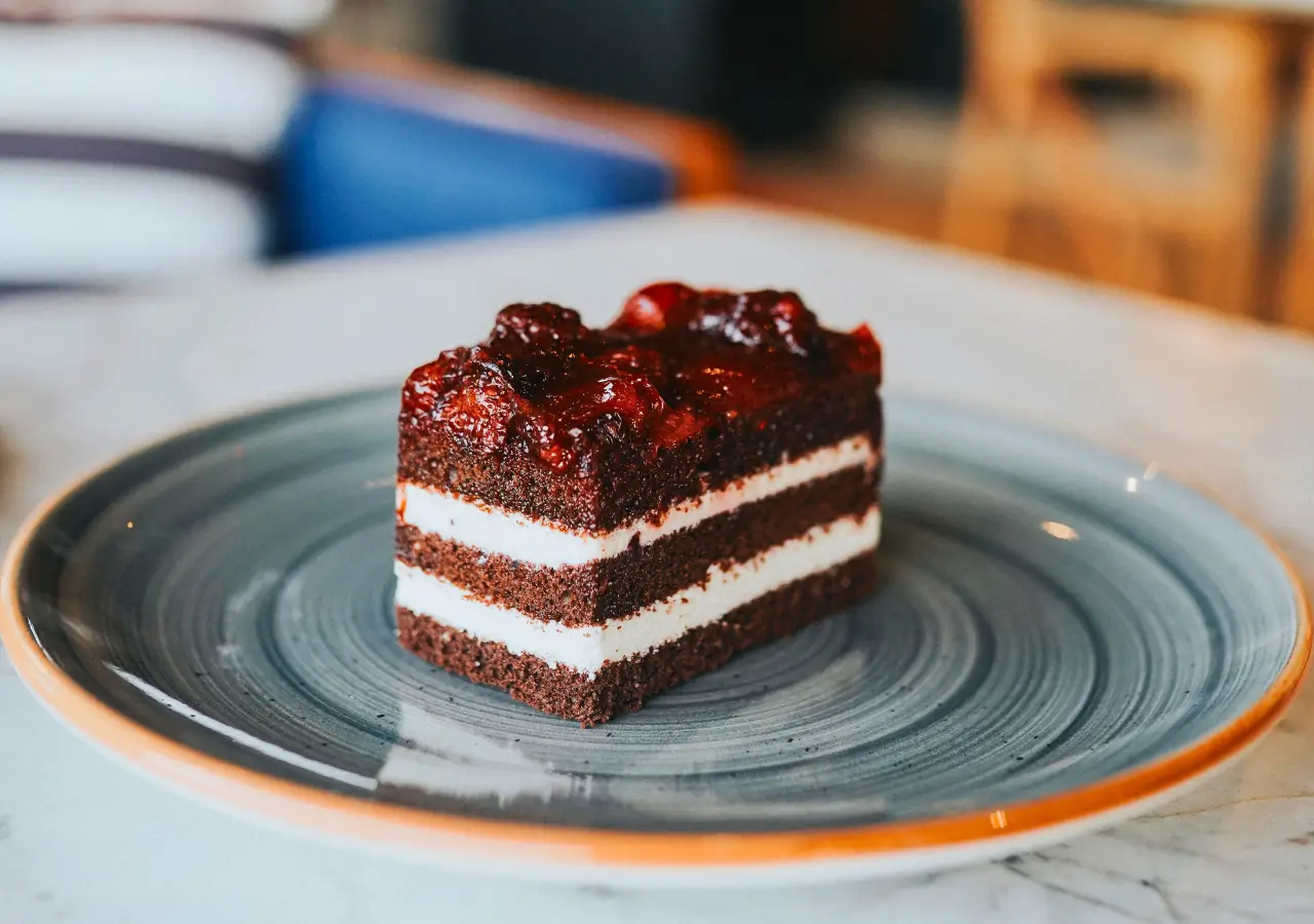 slice cakes
